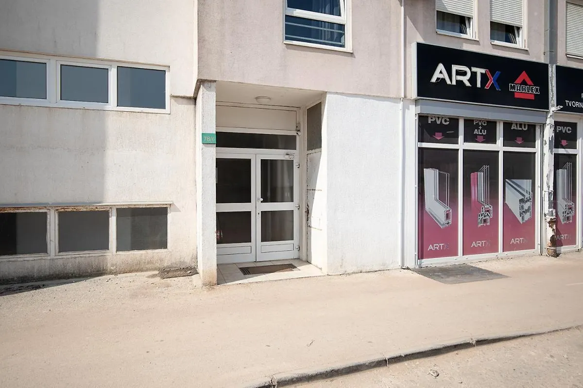 Apartment Aston Pula location